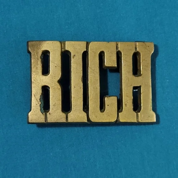 RICH Vintage Brass Belt Buckle - Picture 8 of 8